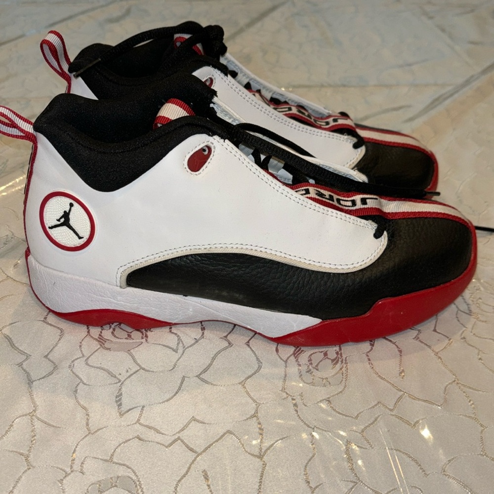 Brand new Nike night top jordans men's size 8! Black white and red leather